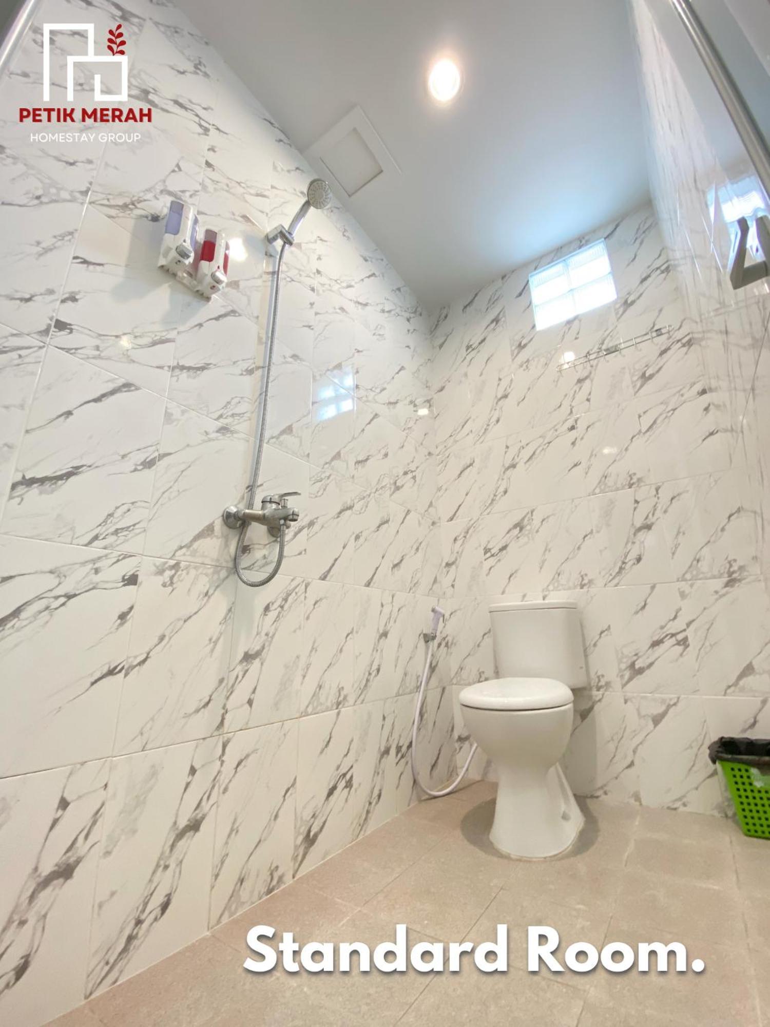 Petik Merah Homestay Pakualaman Екстериор снимка
